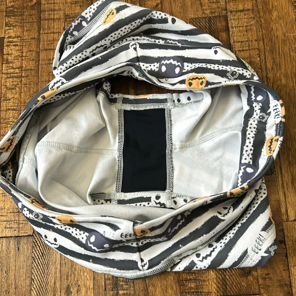 WODBOTTOM shorties 2.5 size medium Halloween retired print - Picture 3 of 4